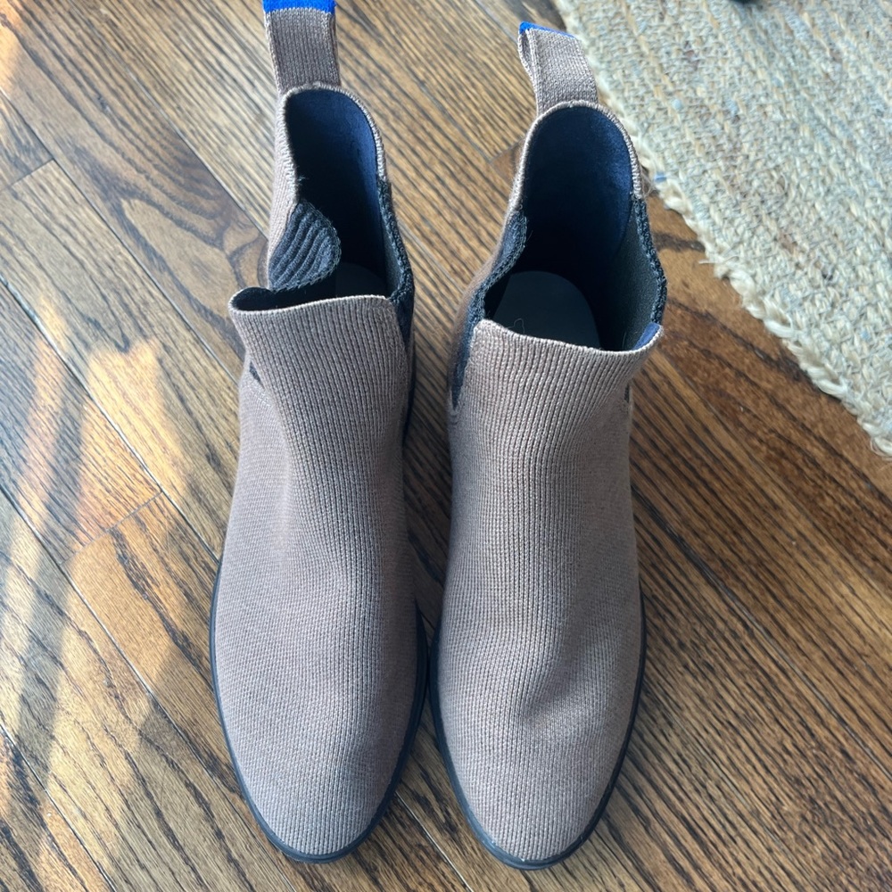 Rothy’s Classic Boot Tan Size 6